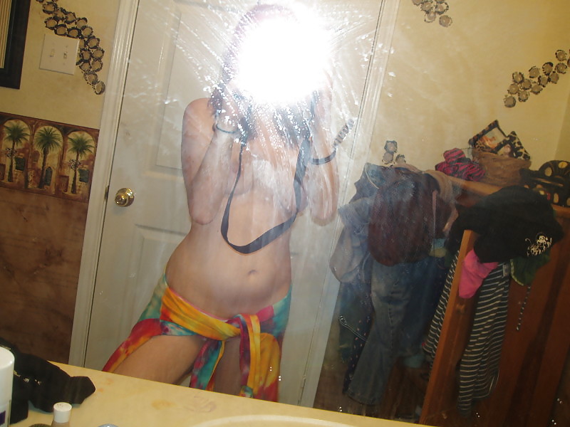 Selfshot 27 #18640987