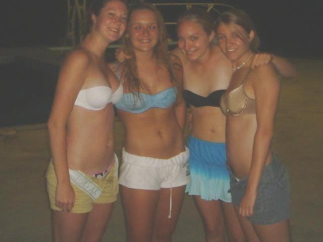 Bra babes 75
 #18549309