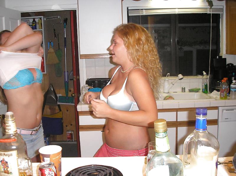 Bra babes 75
 #18549337