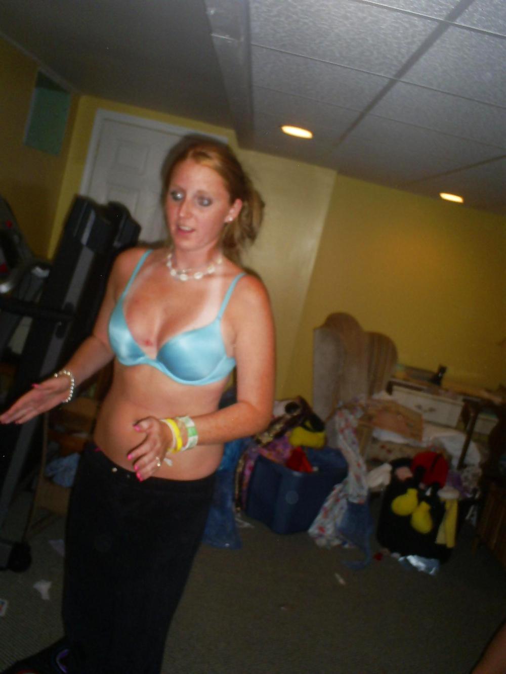 Bra babes 75
 #18549417