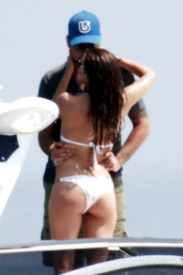 Eva Longoria in a Tiny White Bikini #4389282