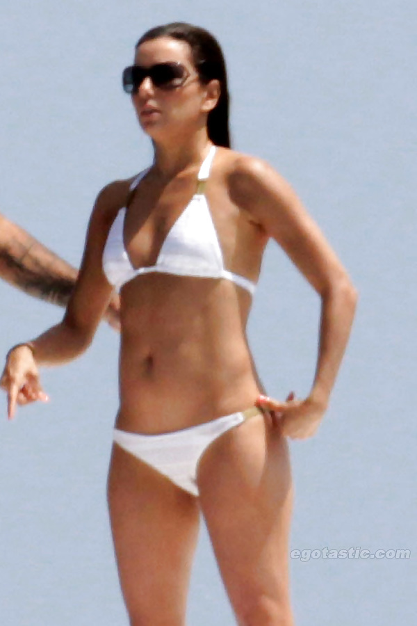 Eva Longoria In Einem Winzigen Weißen Bikini #4389343