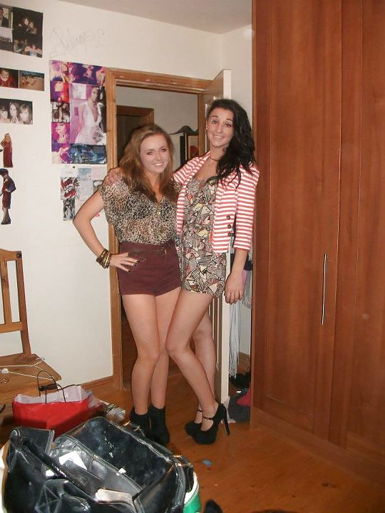 Random teens (nn)
 #16818292