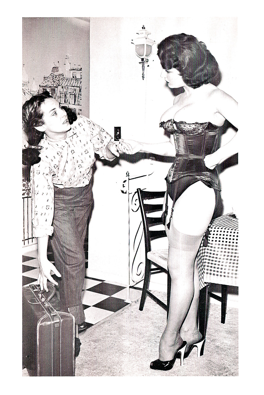 Vintage Magazines Mistress in Satin - Diane Kaye #1499335