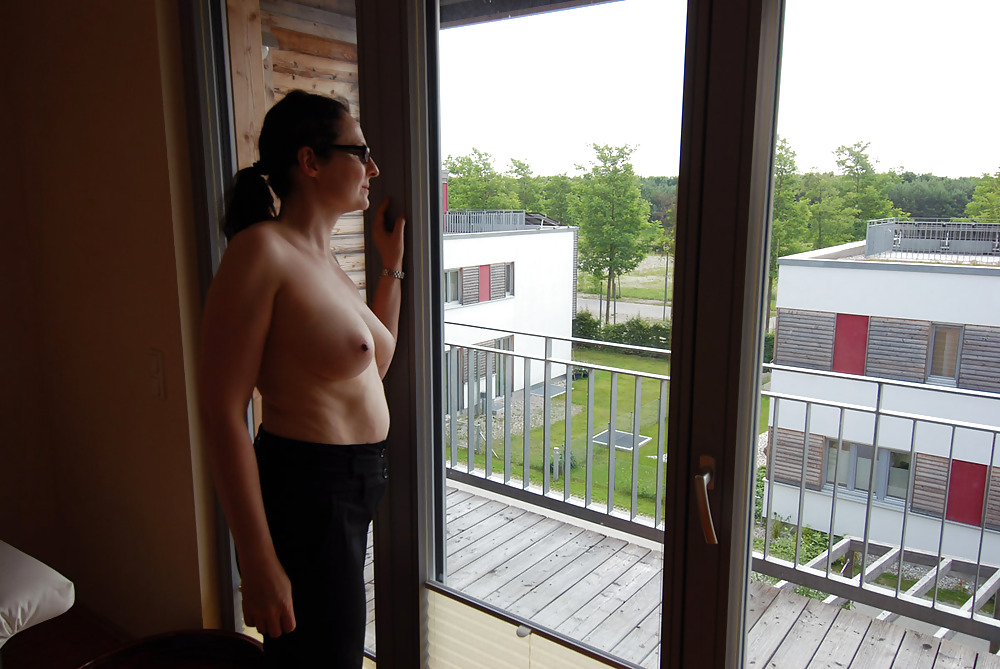 Mein Nackter Koerper Fuer Die Geile Nachbarschaft #845099