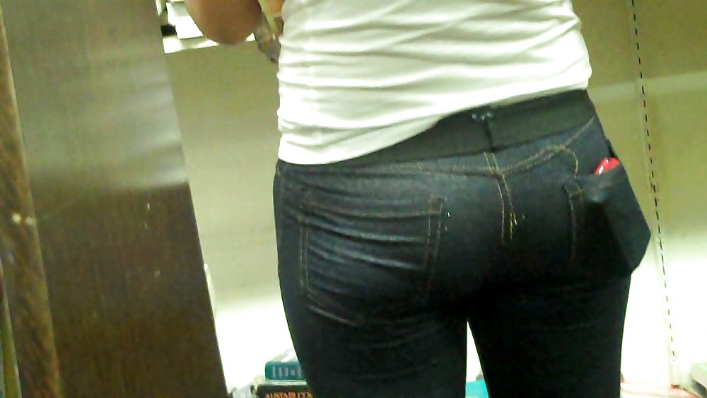 Public butts and ass in tight jeans #4080707