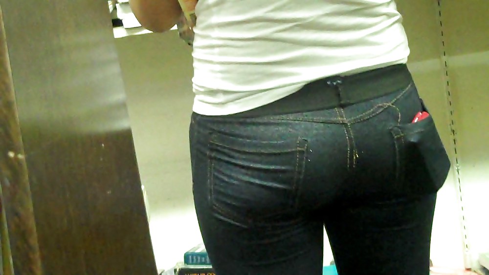 Public butts and ass in tight jeans #4080743