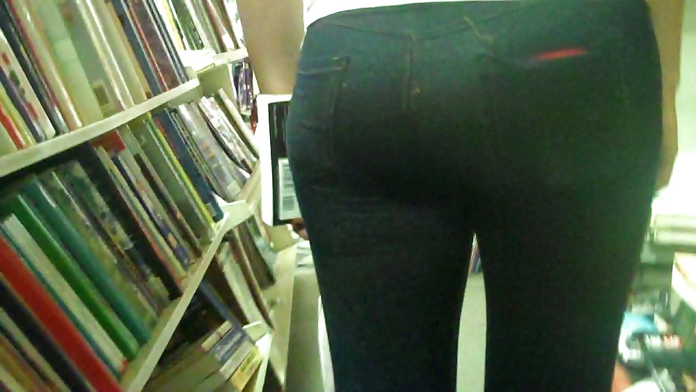 Public butts and ass in tight jeans #4080750