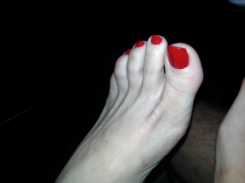 Frau Rote Füße Q #22043670