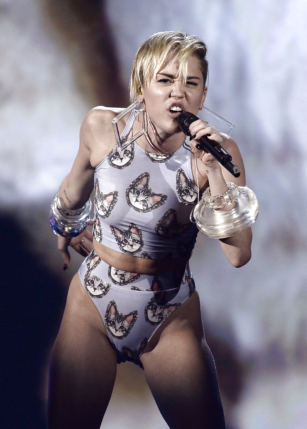 Wilde Miley Cyrus, Lieben Die Outfits. #22694568