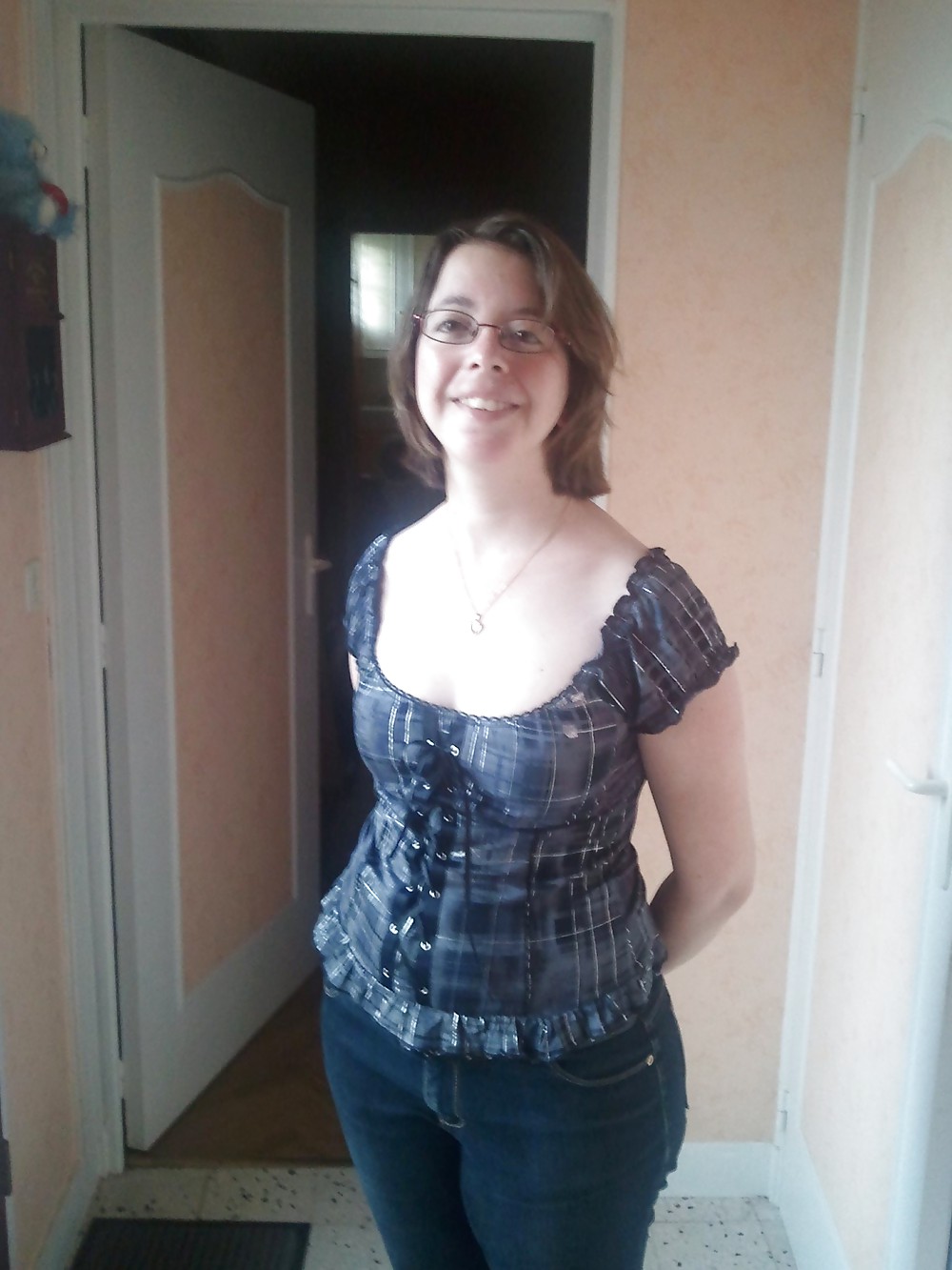 Julie 28 y good slut
 #12634461