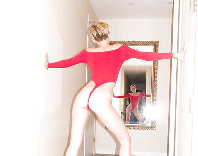 Miley Cyrus Hot Bei Nsfw Foto-Shooting #21685626