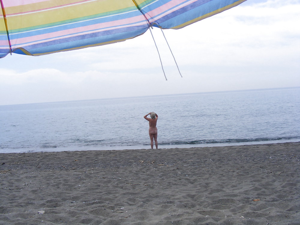 Dogging on the beach #4135698