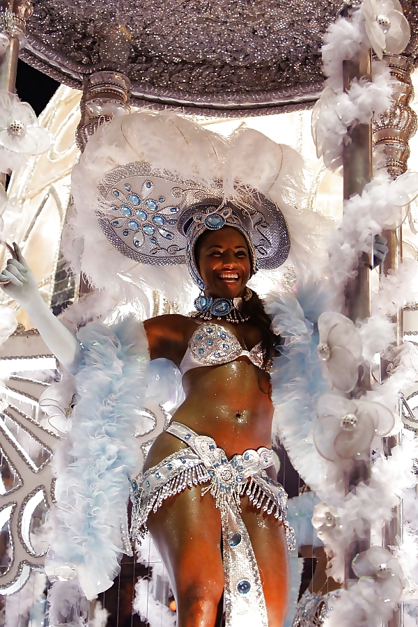Brasilianischer Karneval Sexy Frauen #22139200