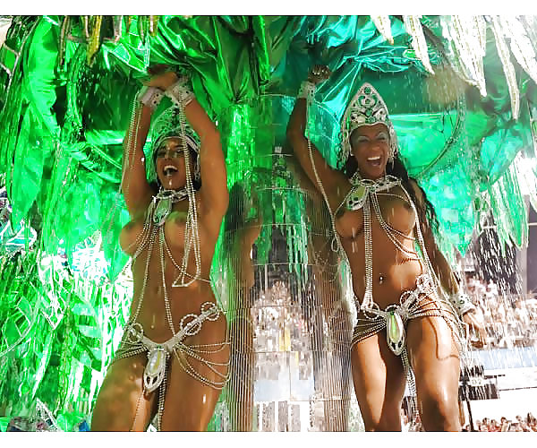 Femmes Sexy De Carnaval Brazilian #22139343