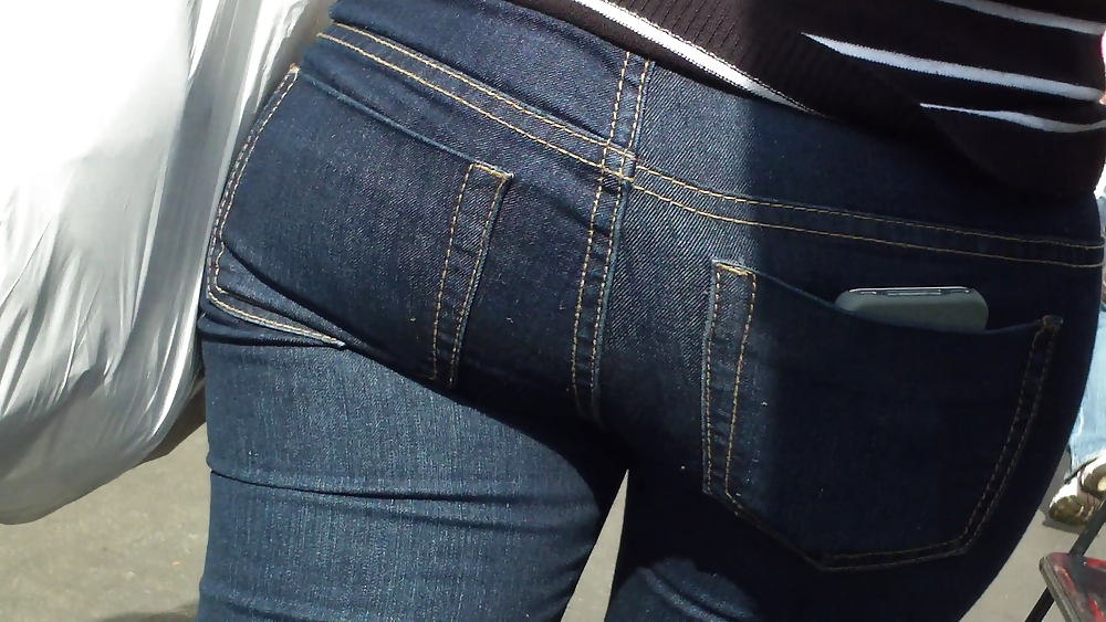 Teen ass & butt up close #11261330