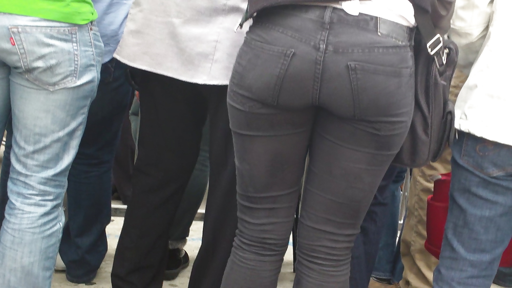 Teen ass & butt up close #11262784