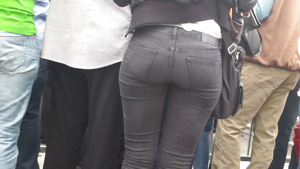 Teen ass & butt up close #11262816