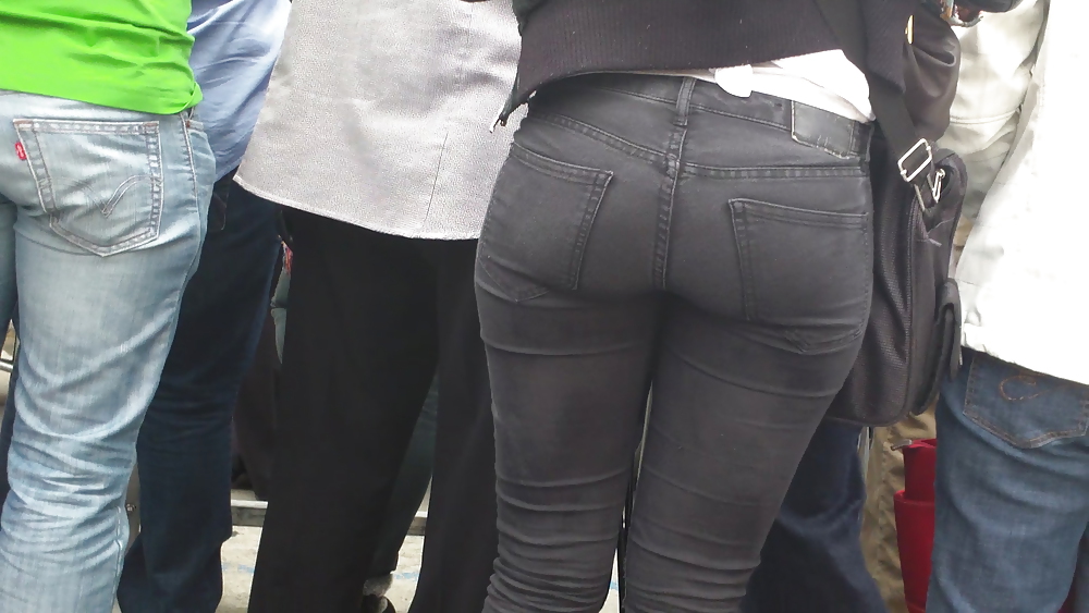 Teen ass & butt up close #11262835