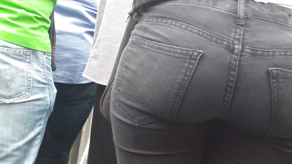 Teen ass & butt up close #11262982