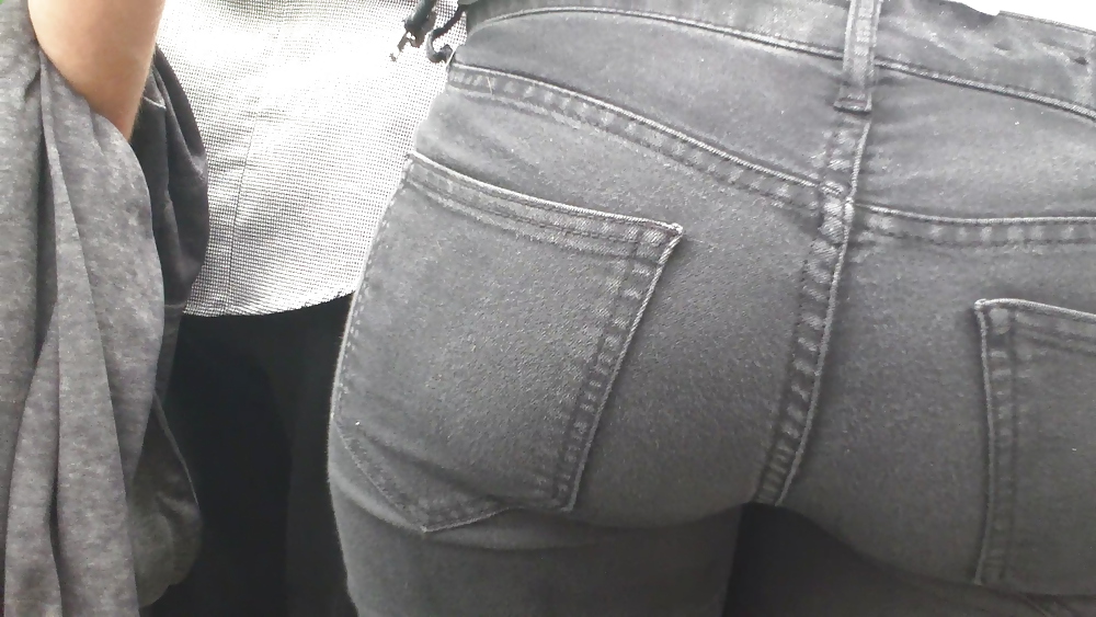 Teen ass & butt up close #11263019