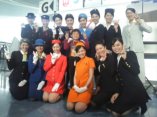 Echte Asiatische Stewardesses Luft Flugbegleiter #13009549