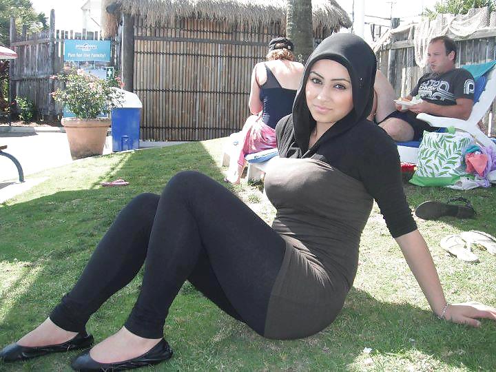 Turbanli hijab árabe turco
 #13690865
