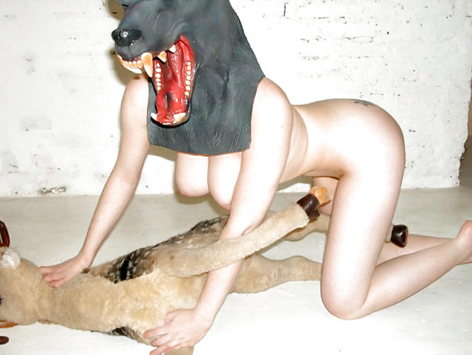 Girls and her teddy bears #4129465