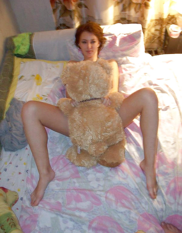 Girls and her teddy bears #4129507