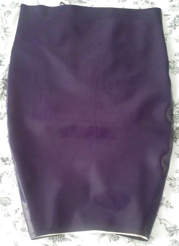 Laura s Latexrock zu verkaufen !! #6399337