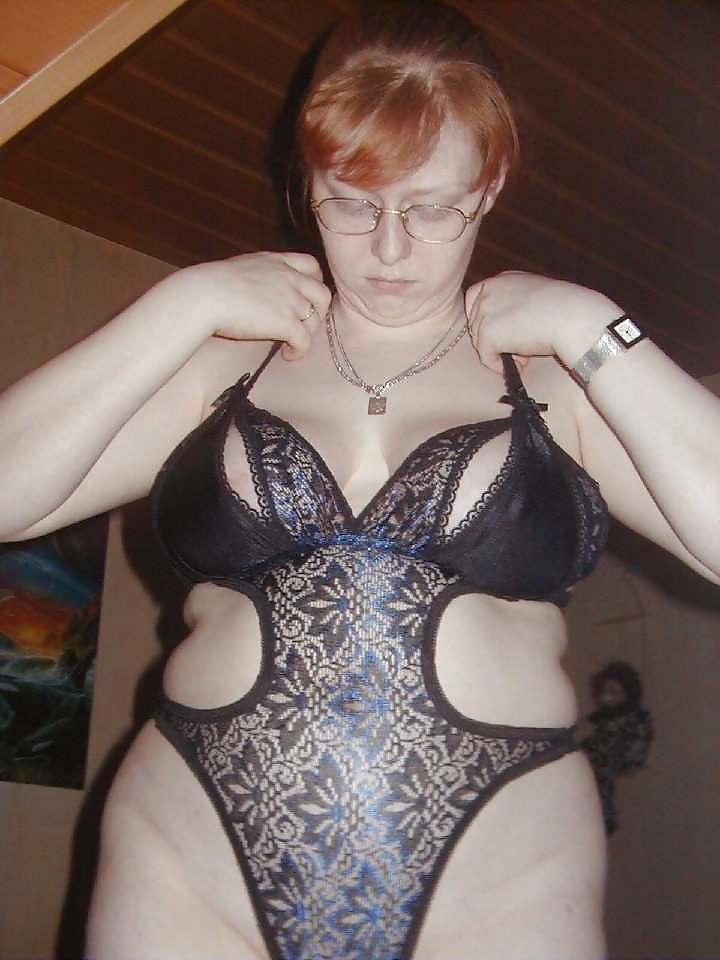 Housewives showing for us #10809462