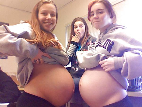 Pregnant #10275448