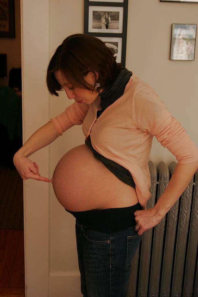 Pregnant #10275580