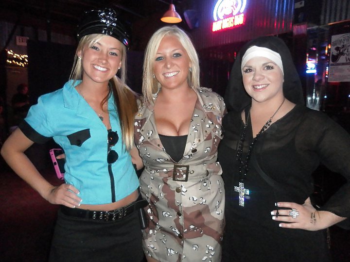 Perfect Curves #14580867