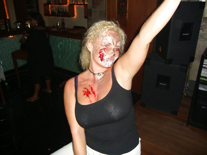 Perfect Curves #14581182