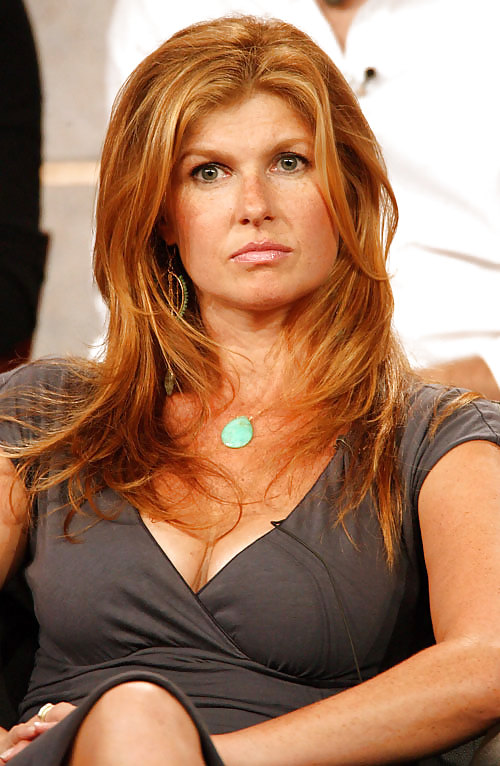 Connie britton glamour, nudo, tappi 
 #7431070