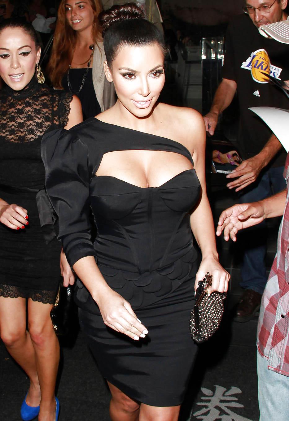 Kim Kardashian cleavy in black headed to Katsuya Restaurant #9717746