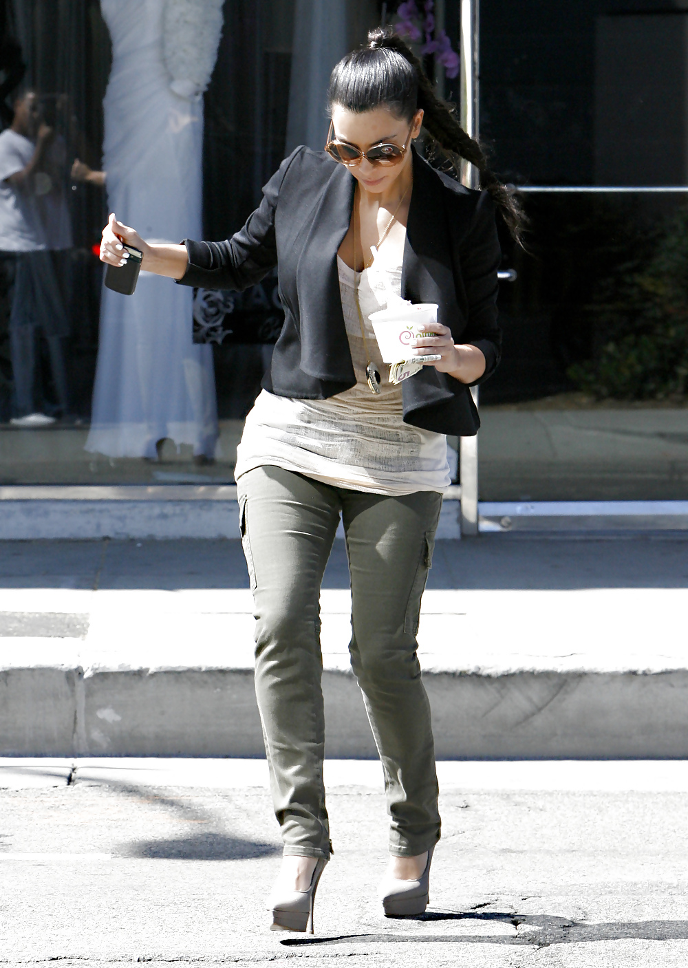 Kim Kardashian cleavy in black headed to Katsuya Restaurant #9717841