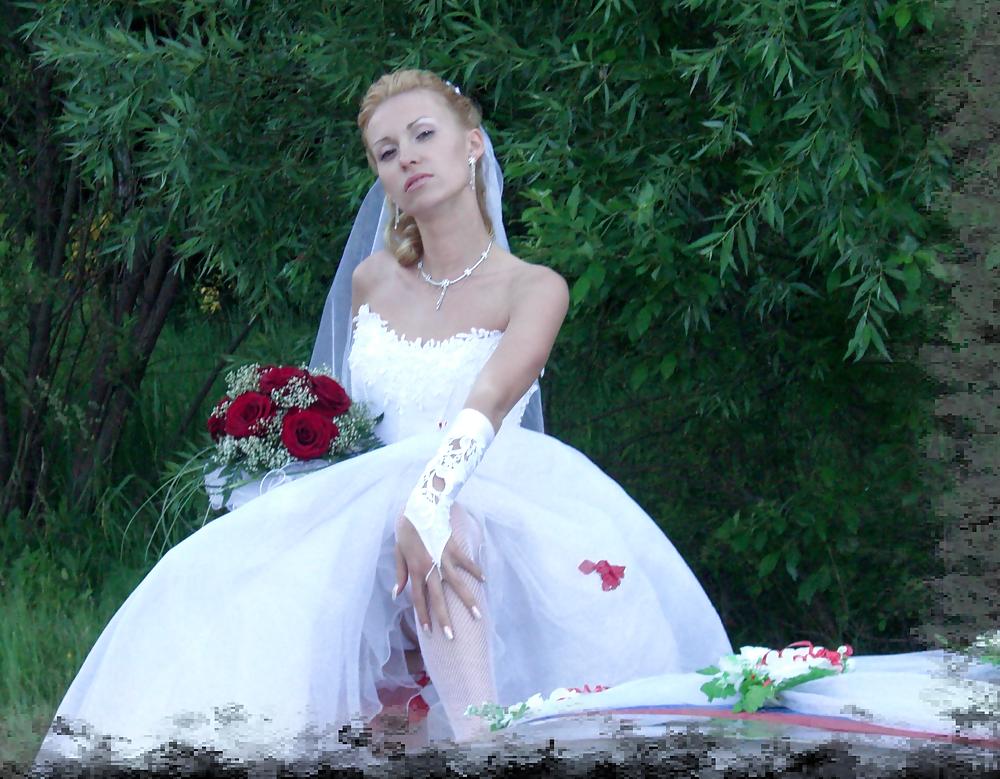 Bride Upskirt #434537