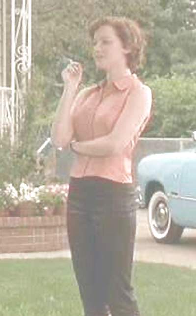 Gretchen Mol Sweet looking smoker #6412537