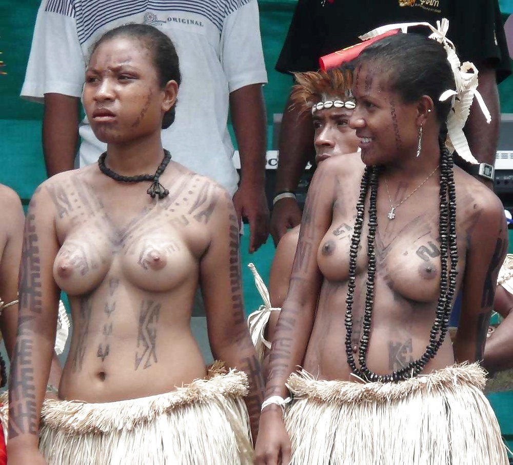 African tits #8510687