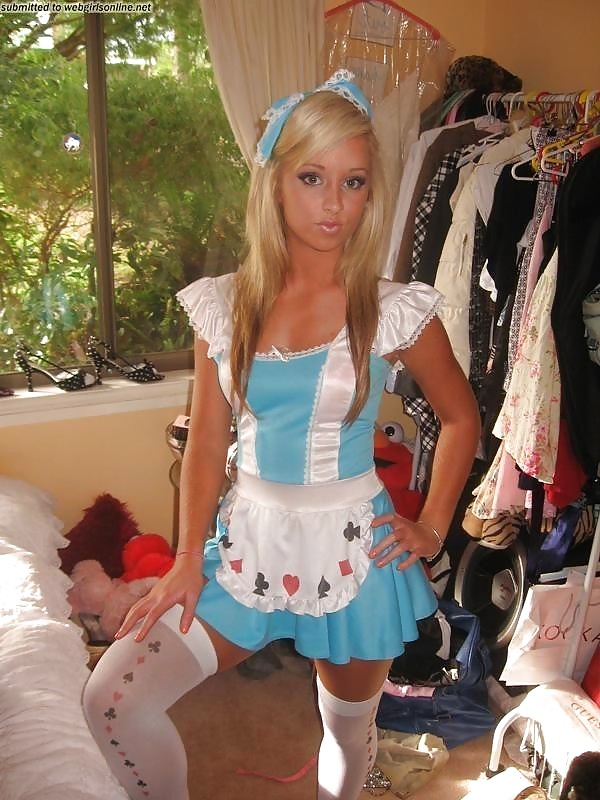 Cosplay Mädchen (Alice) #8900565