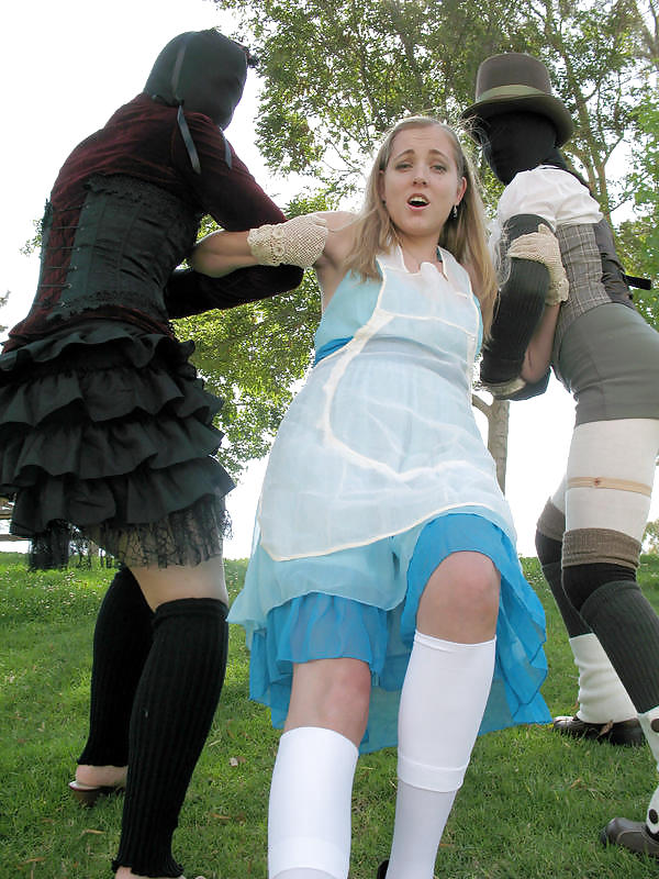 Filles Cosplay (alice) #8900576