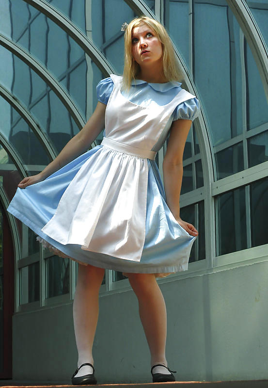 Cosplay Mädchen (Alice) #8900615