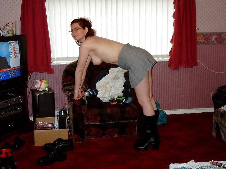 Housewives showing for us #10788088