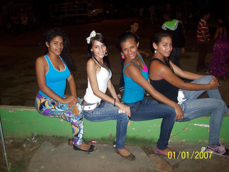 女性 (amiguitas 50)
 #13747995
