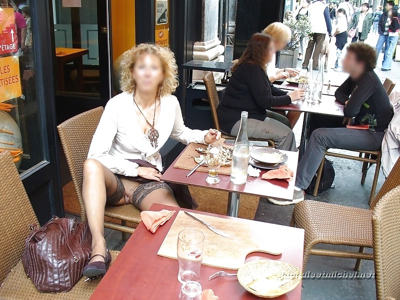 ¡Cenando con las damas! #3
 #19456328