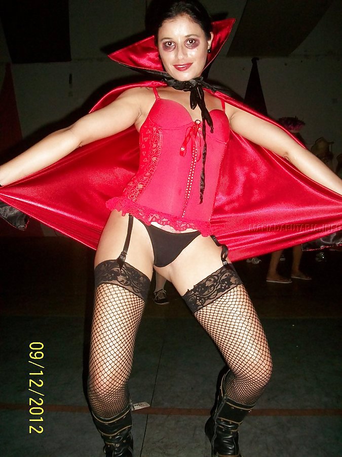 Baile de Fantasia Vampira Aninha  #21897408