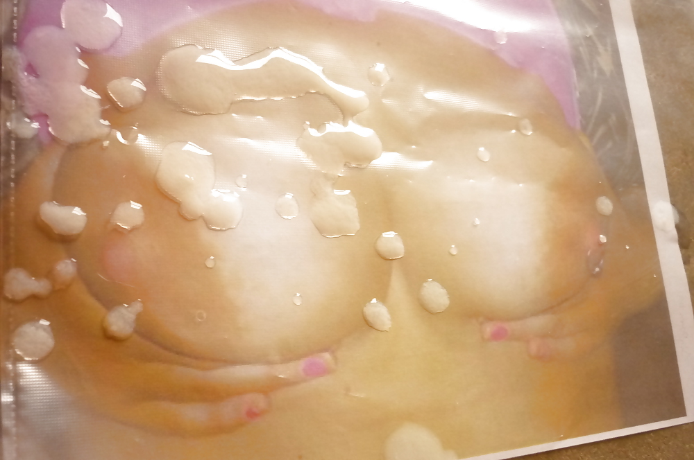 Tossertim le mete mano a las tetas de la esposa de bigdavie09
 #8148070