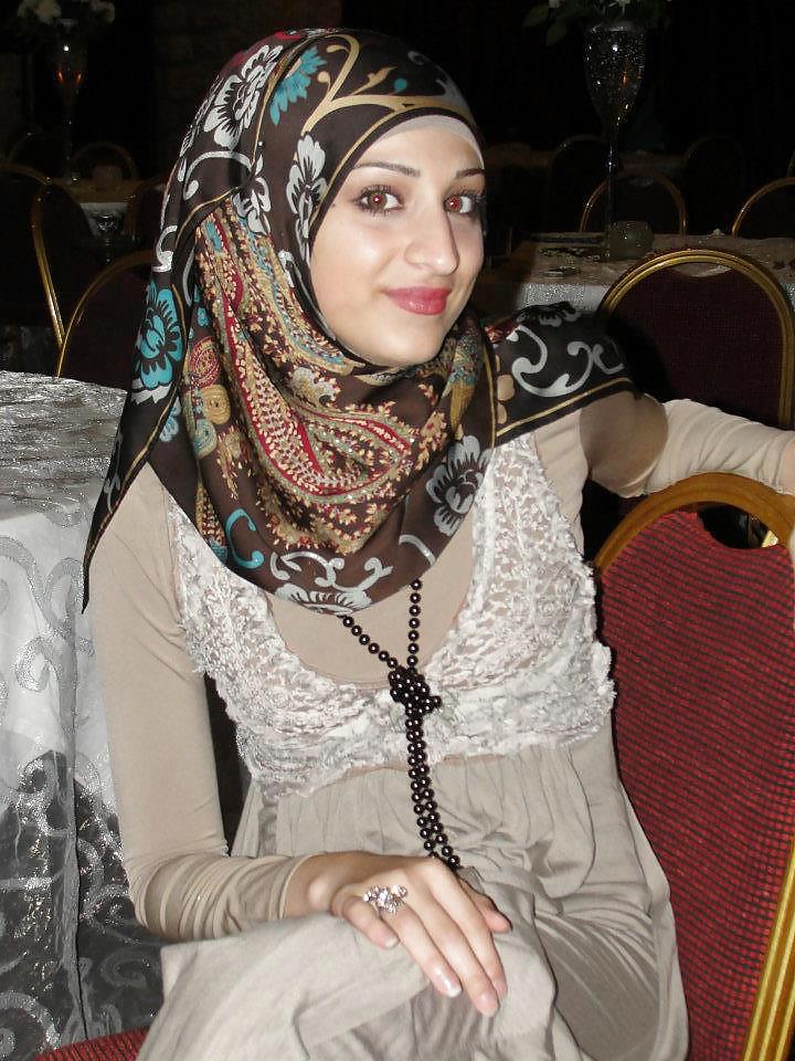 Arabisch-muslimischen Türkischen Turban-Hijab #16669637